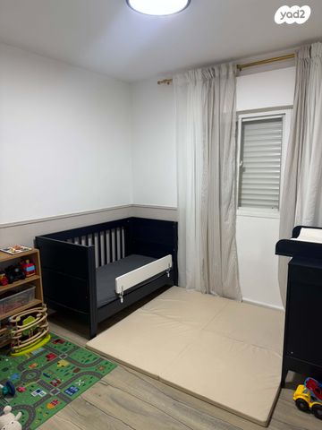 דירה, האלון 26, שאר העיר, קדימה צורן