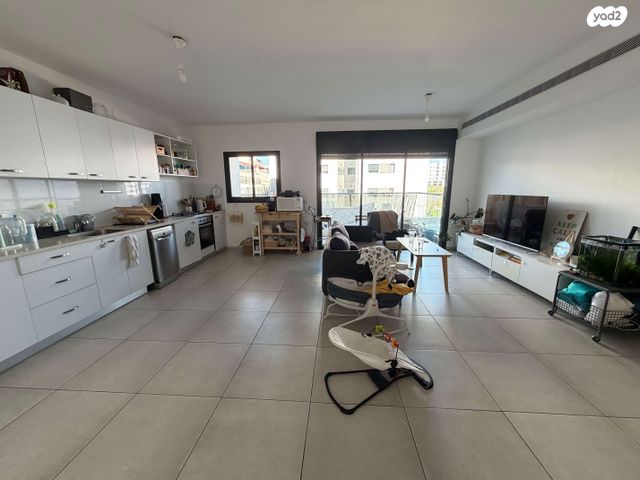 דירה, שדרות בן גוריון 41, פסגות אפק, ראש העין