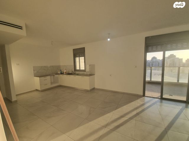 דירה, שדרות הרב משה שמואל שפירא 4, פארק המושבה, באר יעקב