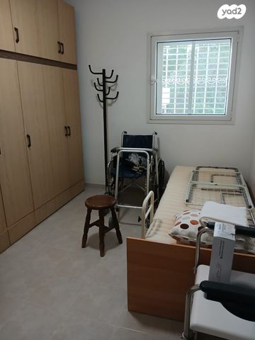 דירה, האלון 6, כרמל מערבי, חיפה