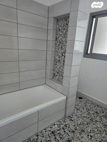 דירה, נחל נעמן 19, כרמי גת, קרית גת