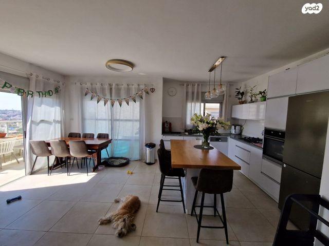 דירה, הדקל 70, שכונה 2, תל מונד