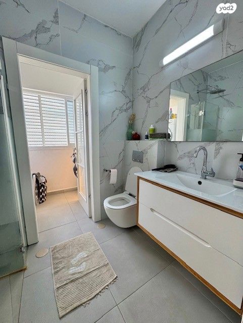 דירה, כרמל 5, אחוזת הנשיא, רחובות