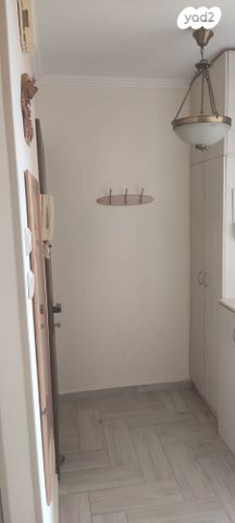 דירה, מואב 12, עינות, ערד