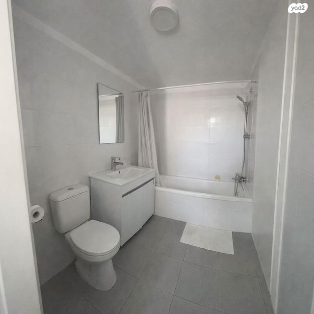 דירה, שדרות בן גוריון 41, פסגות אפק, ראש העין