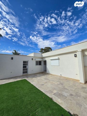 בית פרטי/ קוטג', כליל החורש 4, שאר העיר, עומר