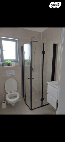 דירה, דרך ארץ 42, עיר היין, אשקלון