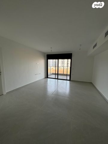 דירה, ארגמן 63, עיר היין, אשקלון