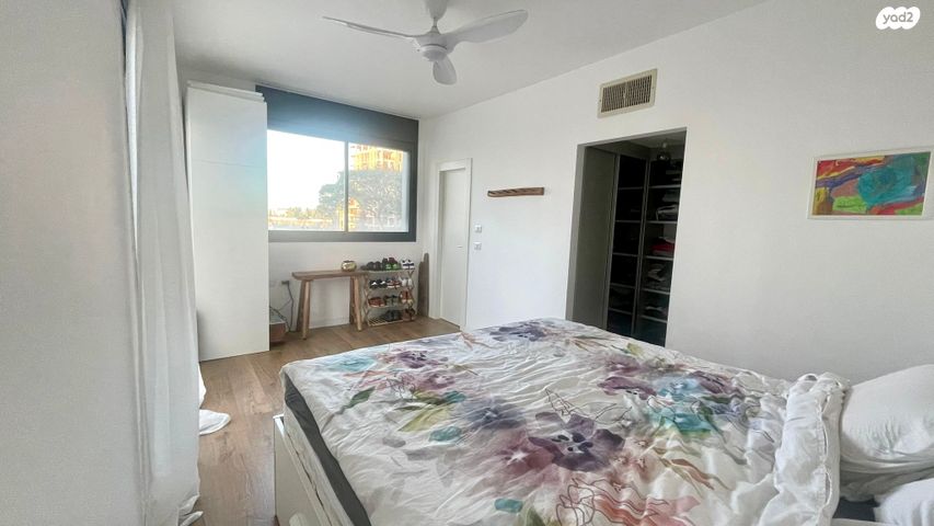 דירה, הגנים 12, נווה גן, רמת השרון