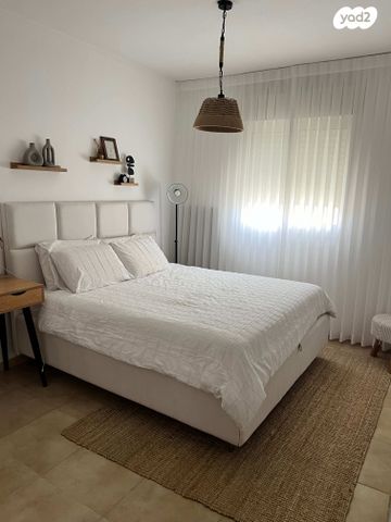 דירה, חלוקי נחל 16, נופי סלע, מעלה אדומים