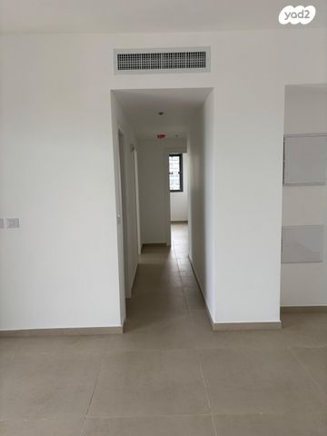 דירה, יעקב פיכמן 5, קרית אילון, חולון