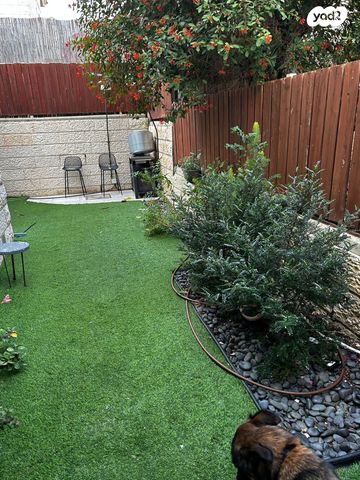 בית פרטי/ קוטג', רבי יהודה 9, גבעת אביב, גדרה