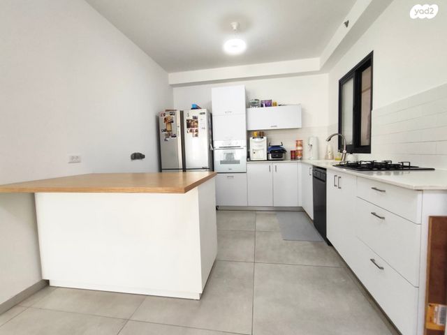 דירה, הרימון 69, הפרחים, קרית גת