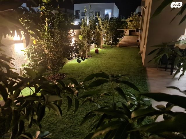 בית פרטי/ קוטג', היקב 8, הגפן, עתלית