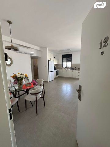 דירה, יהושוע אזולאי 1, נווה שרון / שער העיר, נתיבות