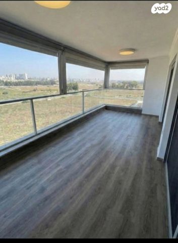 דירה, הגר"א 10, רמת חן ובן ציון, נתניה