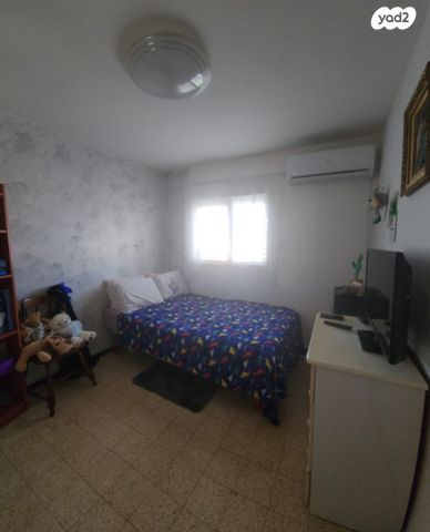 דירה, רחבת רד"ק 28, שכונה י"א, באר שבע