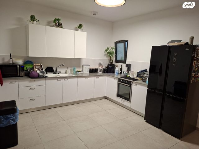 דירה, עין המערה 11, המעיינות, מצפה רמון