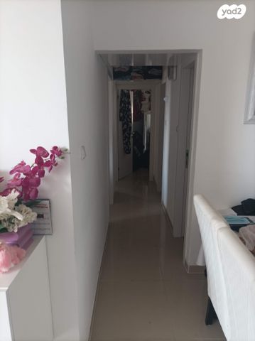 דירה, הראשונים 35, רובע א', אשדוד