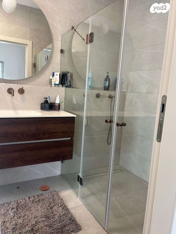 בית פרטי/ קוטג', עזרא 15, שיכוני המזרח, ראשון לציון