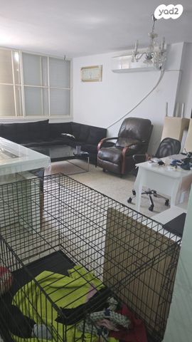 דירה, שדרות יגאל אלון 221, גיורא יוספטל, דימונה