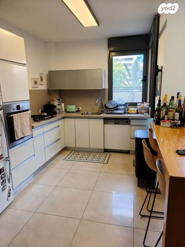 דירת גן, ארתור רובינשטיין 5, הגוש הגדול, רמת אביב החדשה, נופי ים, תל אביב יפו