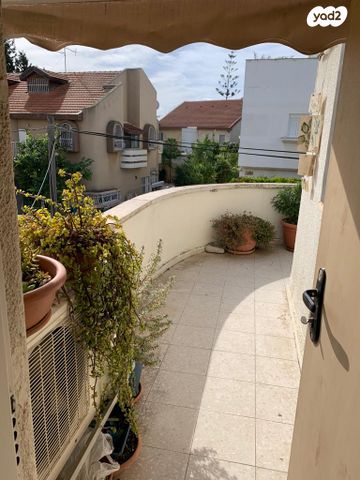 בית פרטי/ קוטג', שמעיה 6, נאות יהודית ונווה ארזים, חולון