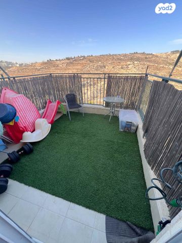 דירה, הרב אריה בינה 29, חומת שמואל, הר חומה, ירושלים