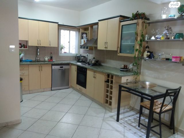 דירת גן, שדרות יוהנה ז'בוטינסקי 52, נווה זאב, נאות אילן, באר שבע