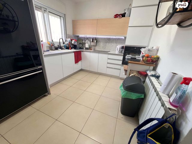 דירה, הרב אריה בינה 29, חומת שמואל, הר חומה, ירושלים