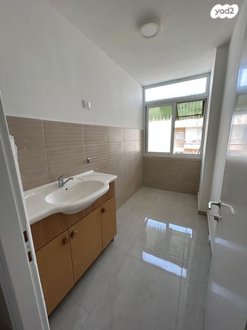 דירה, משמר הירדן 11, מרכז העיר, עפולה