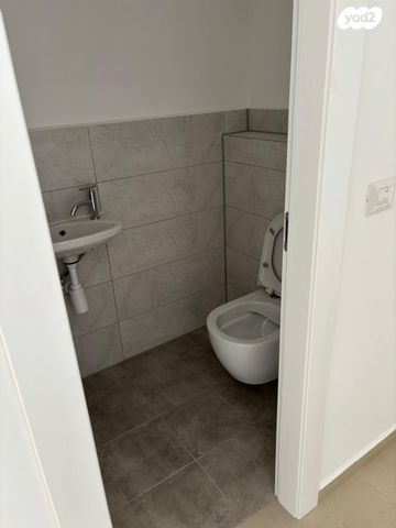 דירה, יעקב פיכמן 5, קרית אילון, חולון