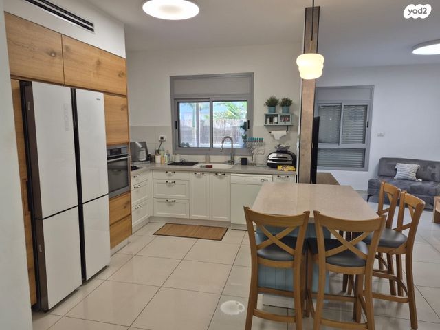 דירת גן, שדרות השיטה 29, קרית מנחם, אופקים