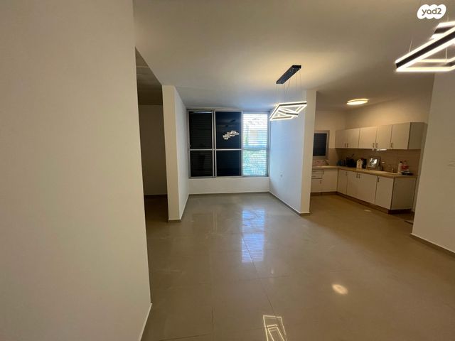 דירה, הרצל 93, פרדס כץ, בני ברק