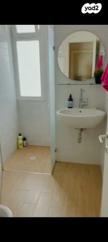 דירה, מורדי הגטאות 26, ב' / צפון מערב העיר, רחובות