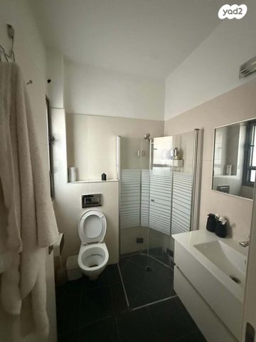 דירה, הרברט סיימון 8, פסגות אפק, ראש העין