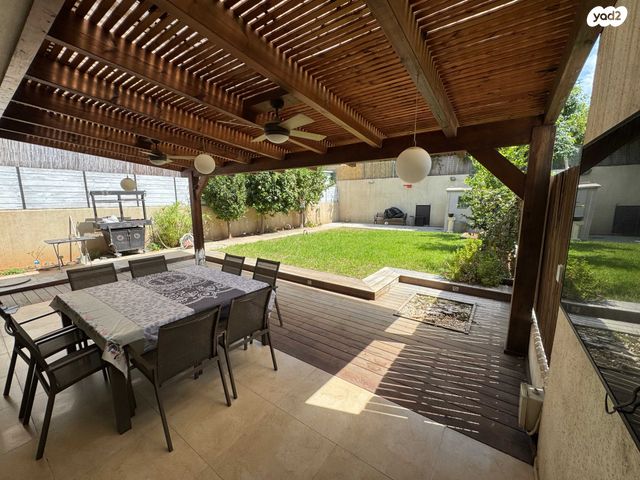 בית פרטי/ קוטג', סביון 11, נאות הפרחים, גן יבנה