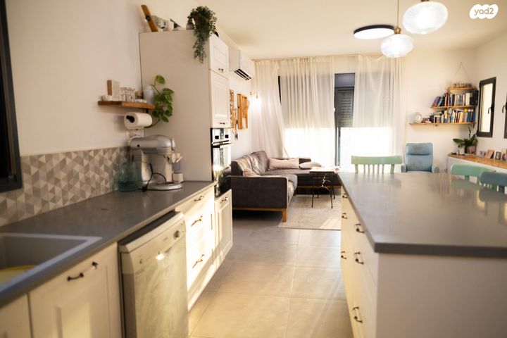 דו משפחתי, הגיא 1, טנא, טנא