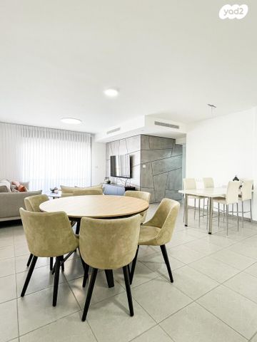 דירה, אברהם בלסברג 10, ברנע, אשקלון