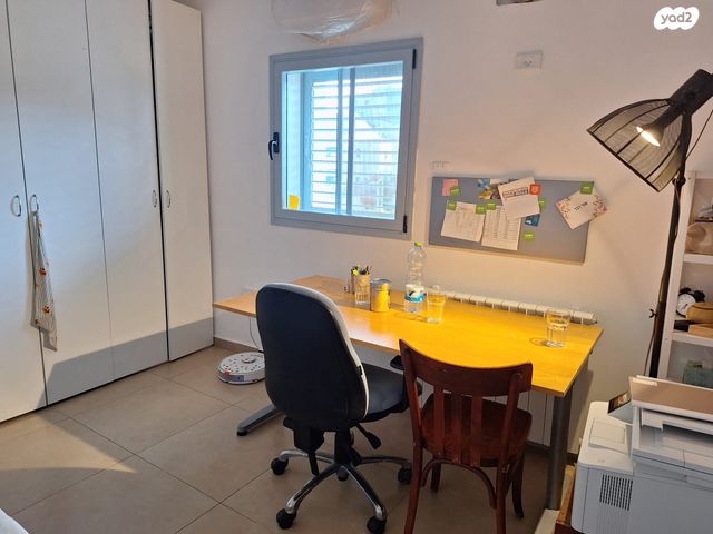 דירה, דוכיפת 26, סנסן, צור הדסה