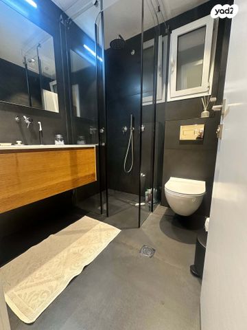 דירה, שאלתיאל דוד 2, קרית רבין, חולון