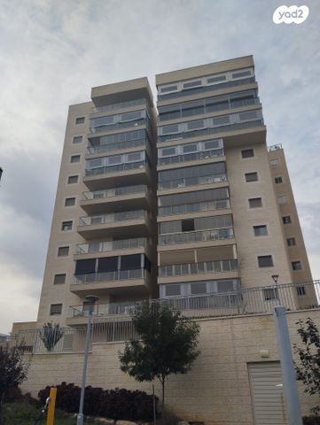 עוזי חיטמן 3