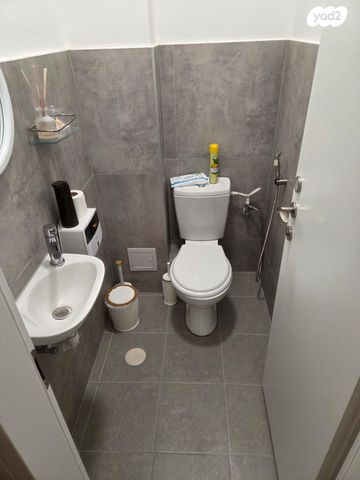 דירה, קרל פופר 5, קרית המדע, נתניה