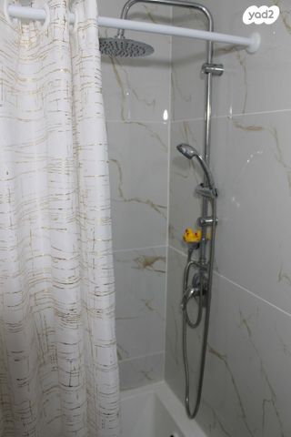 דירה, זלמן שז"ר 216, בן גוריון כנען, צפת