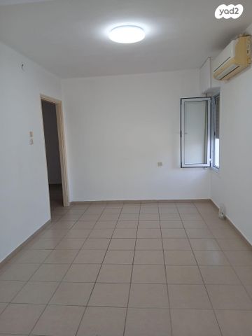 דירה, שדרות יוספטל 30, בן גוריון, קרית אתא