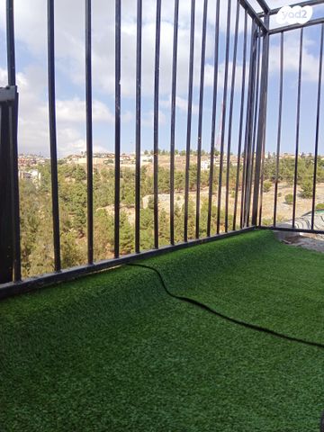 דירה, זלמן שז"ר 216, בן גוריון כנען, צפת