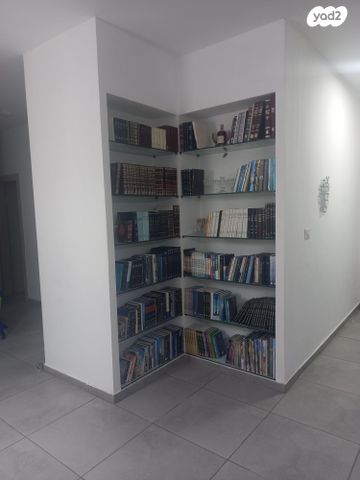 דירת גן, הררי קדם 1, רבבה, רבבה