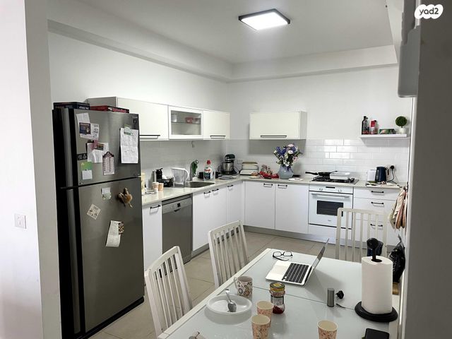 דירה, רועי קליין 10, קרית קריניצי, רמת גן