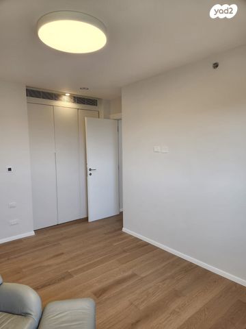 דירה, טאגור 10, נווה אביבים, תל אביב יפו