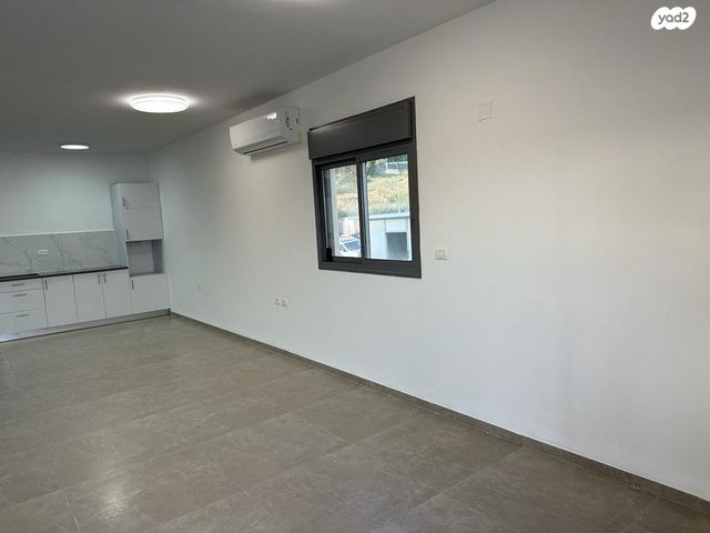 דופלקס, חורשת האקליפטוס 116, אדמית / יערית, שלומי